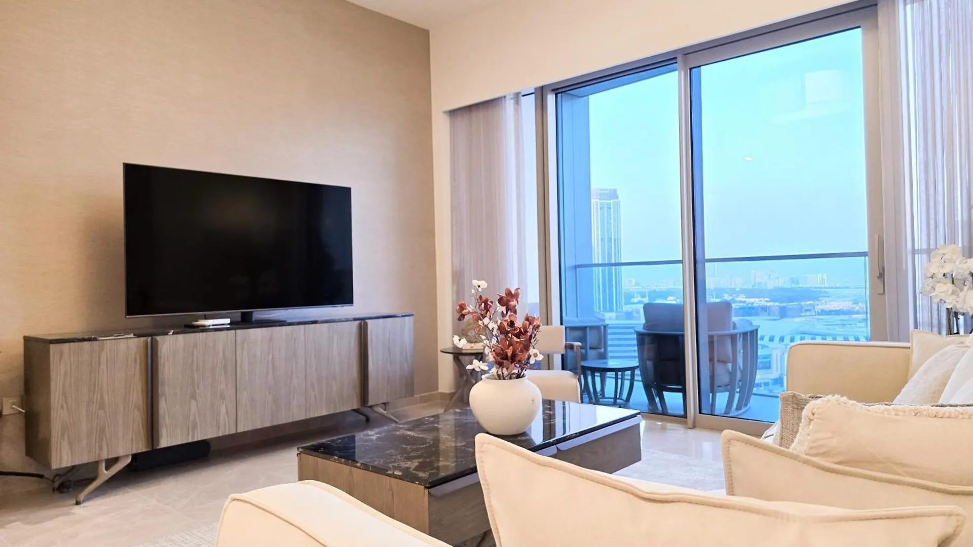 Venduras Homes -Grande Tower, Downtown Dubai, Burj Khalifa & Fountain Views 0*, Dubai United Arab Emirates