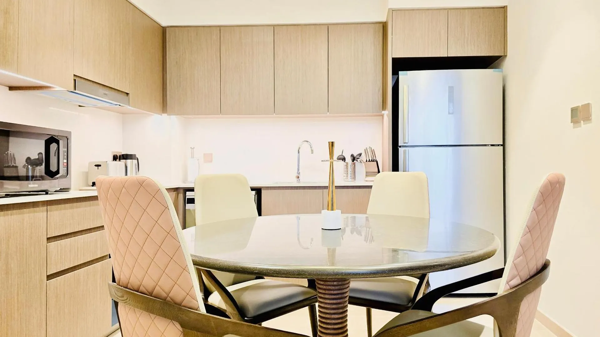 Venduras Homes -Grande Tower, Downtown Dubai, Burj Khalifa & Fountain Views Apartment Dubai