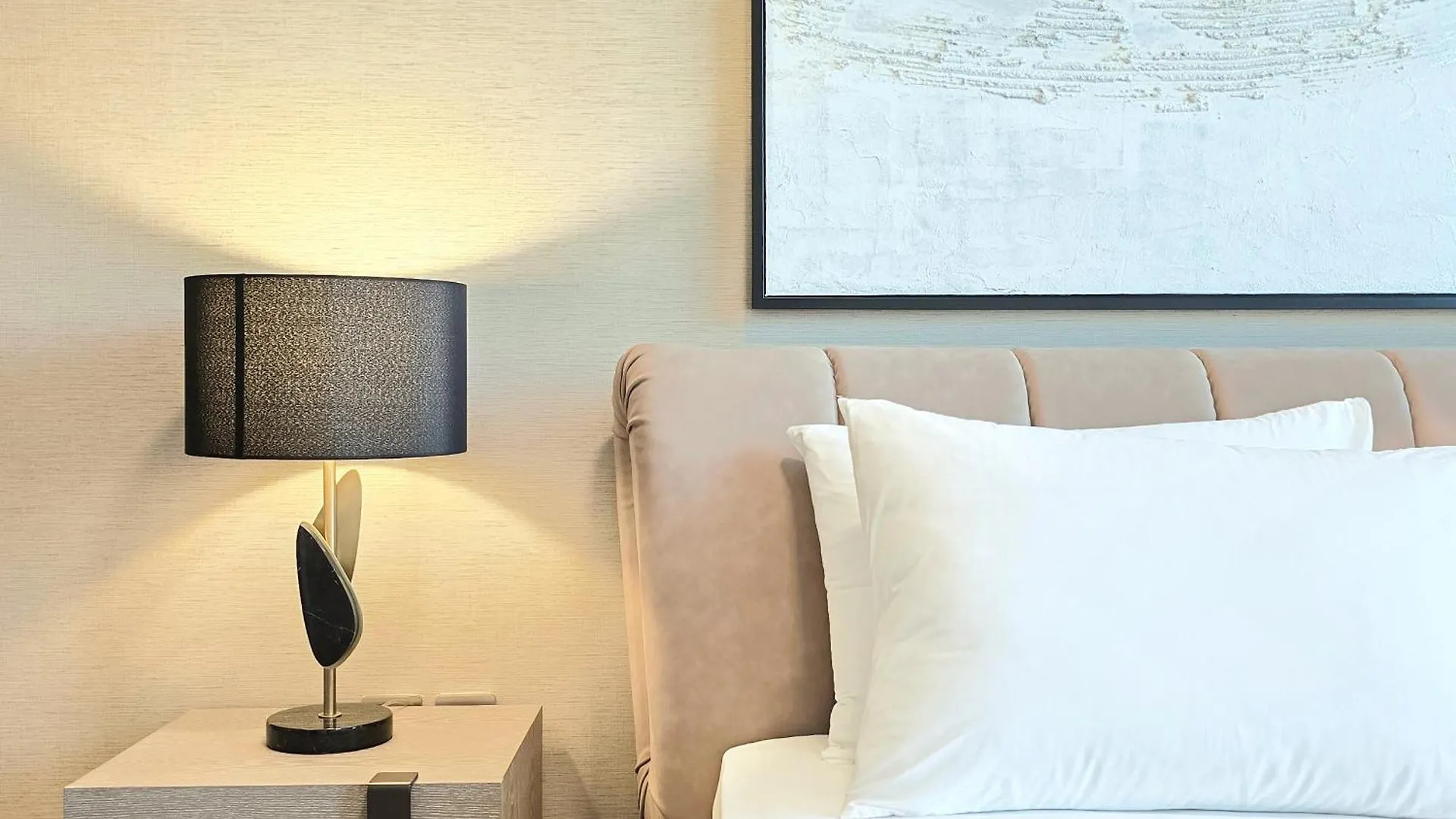 Venduras Homes -Grande Tower, Downtown Dubai, Burj Khalifa & Fountain Views Apartment Dubai