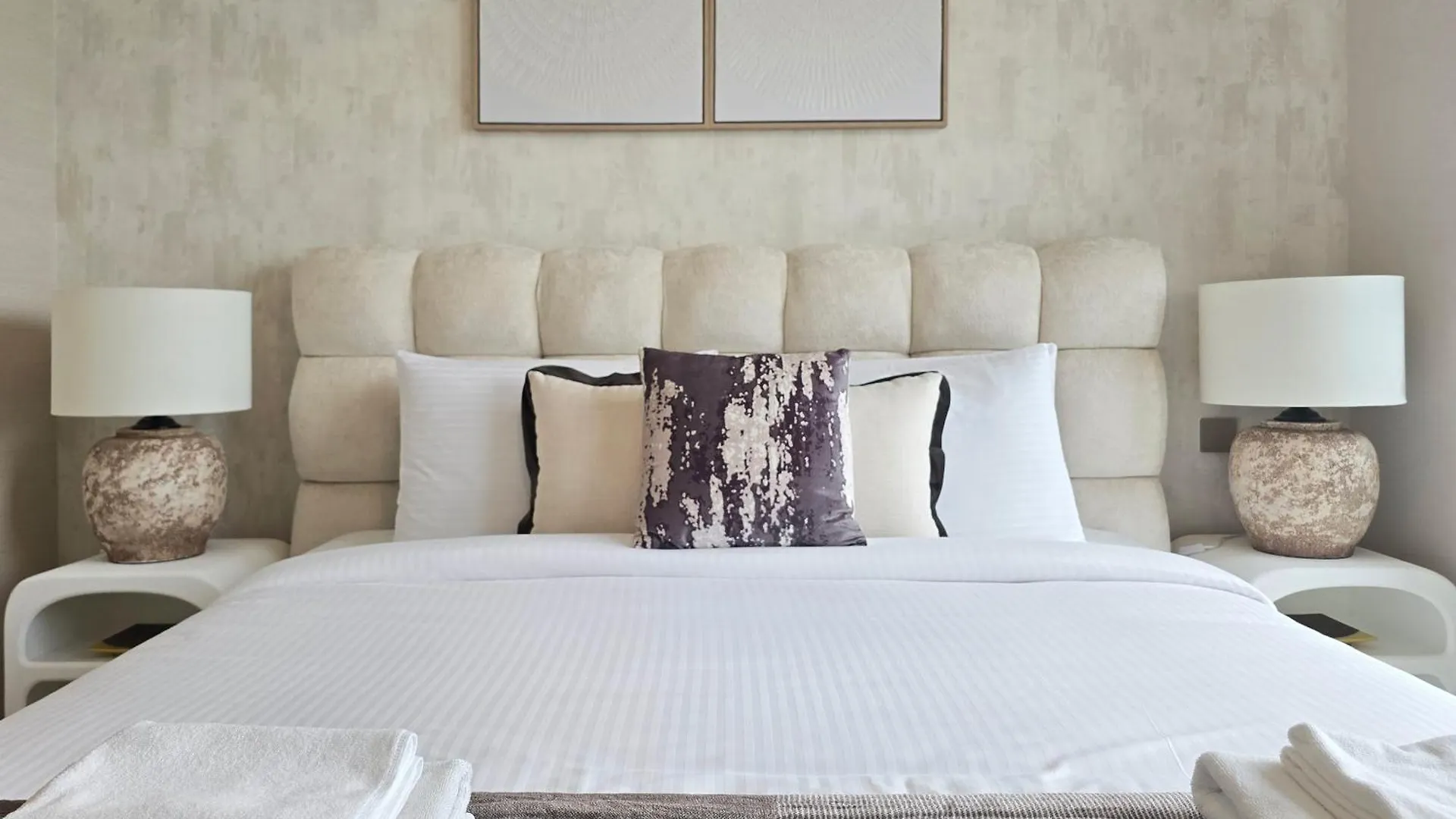 Apartment Venduras Homes -Grande Tower, Downtown Dubai, Burj Khalifa & Fountain Views United Arab Emirates