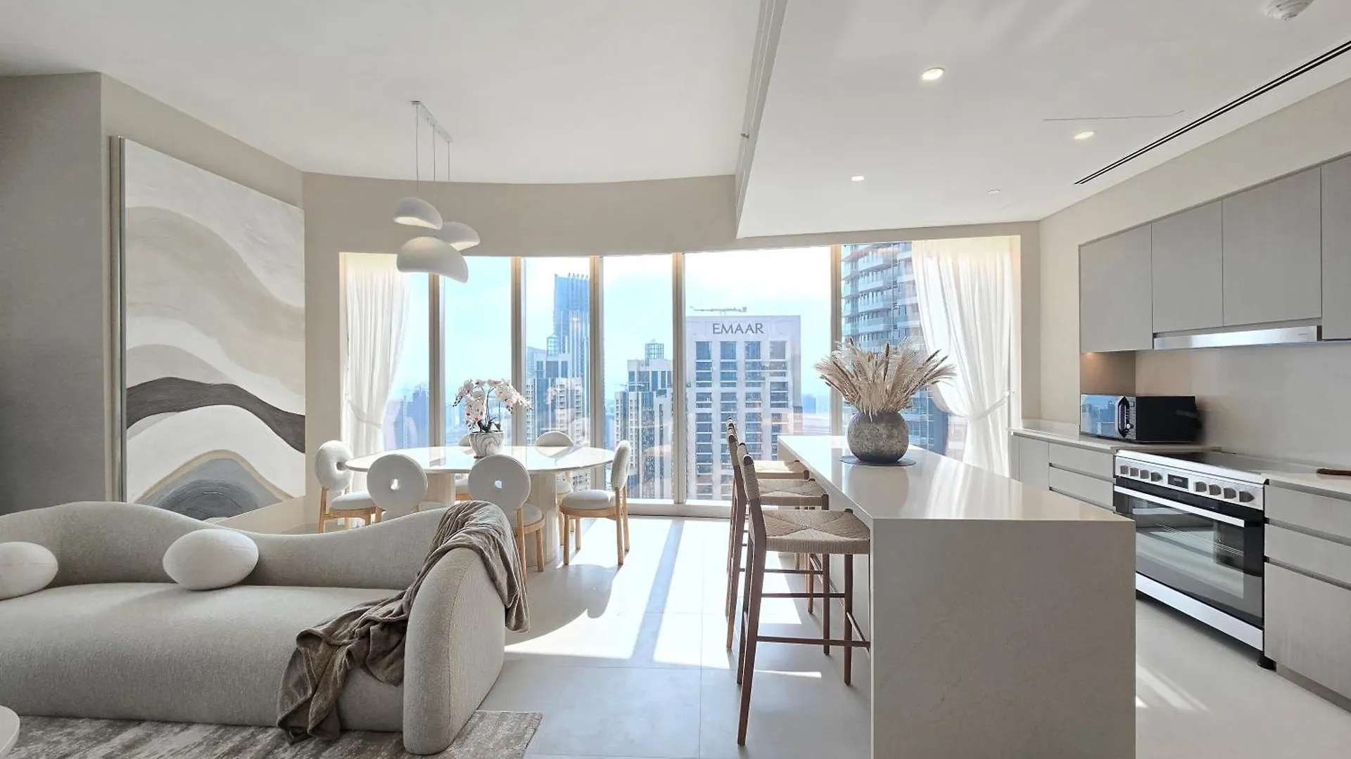 Venduras Homes -Grande Tower, Downtown Dubai, Burj Khalifa & Fountain Views
