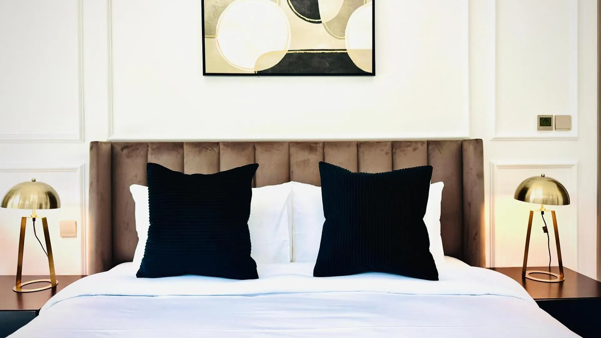 Venduras Homes -Grande Tower, Downtown Dubai, Burj Khalifa & Fountain Views Appartement Dubai