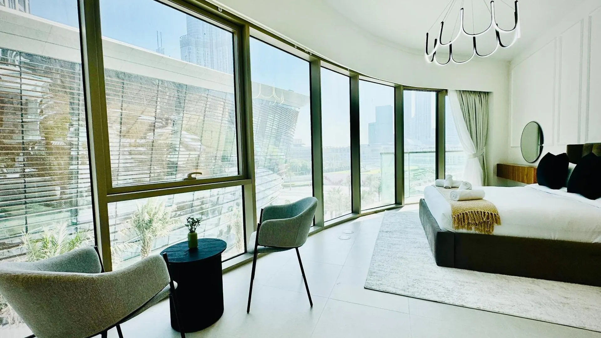 Venduras Homes -Grande Tower, Downtown Dubai, Burj Khalifa & Fountain Views Apartment Dubai