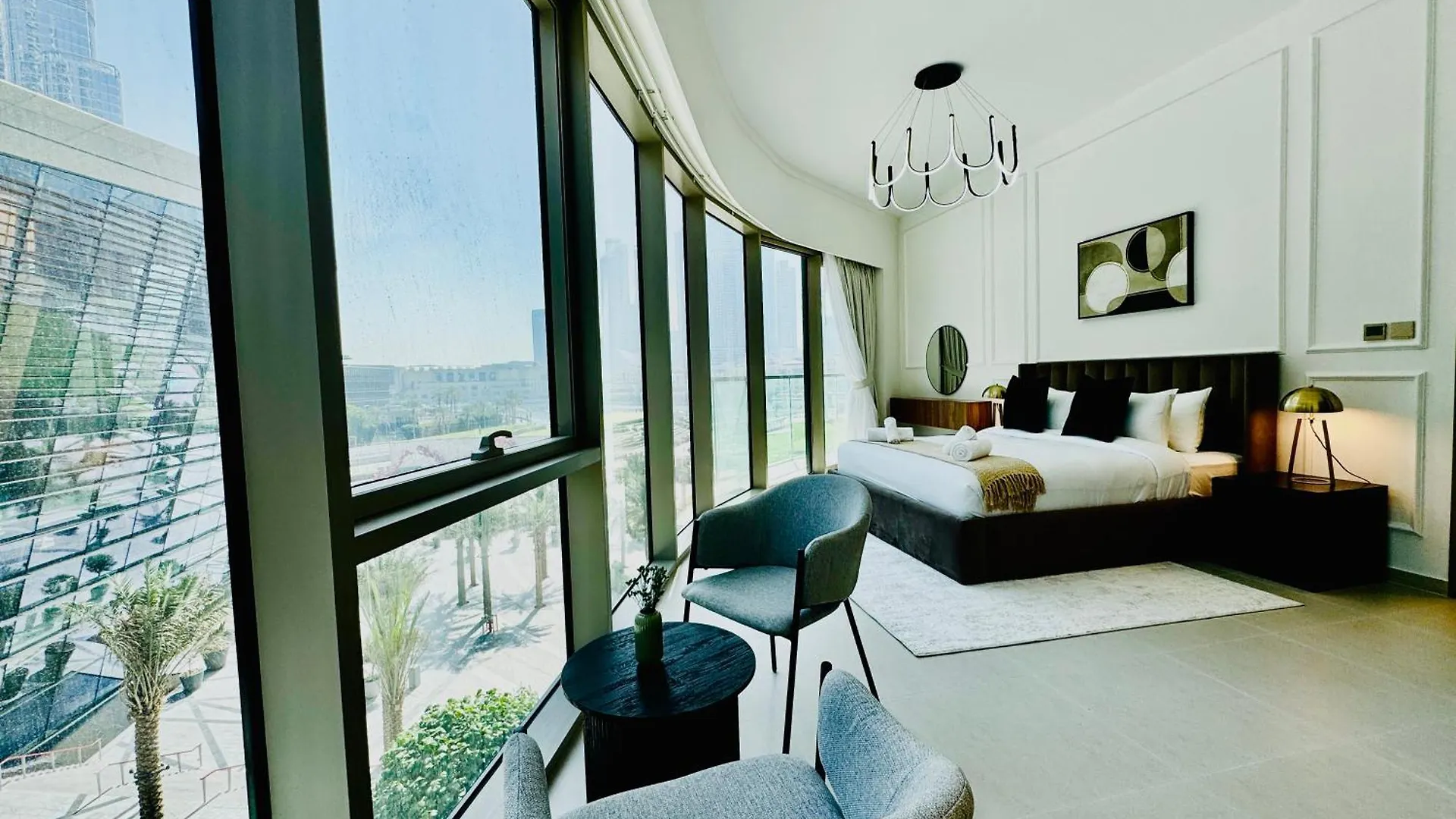 Venduras Homes -Grande Tower, Downtown Dubai, Burj Khalifa & Fountain Views Dubai